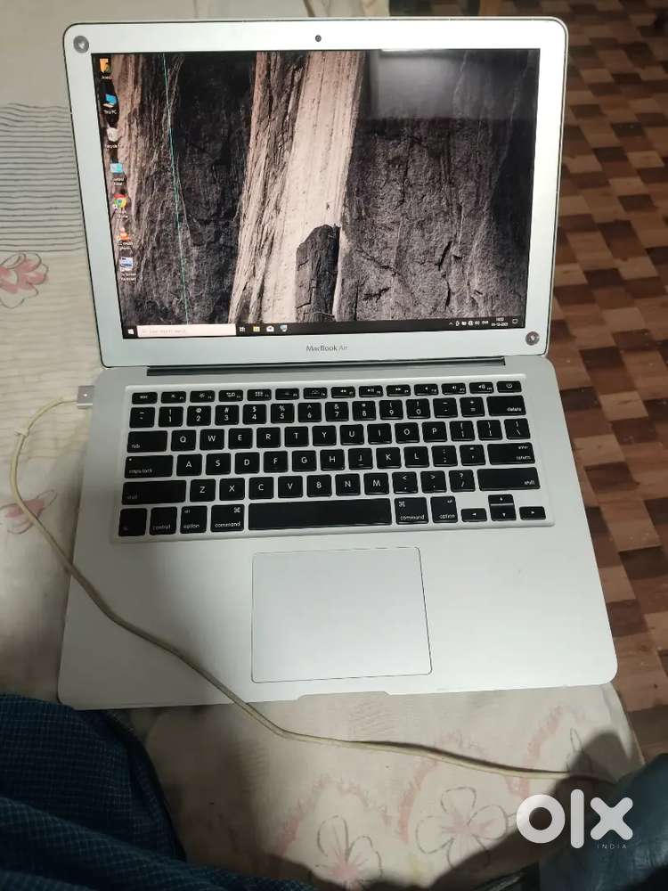 I m selling vintage phone,mmx,nokia,moto,MacBookAiri7,hp i7 8g ram