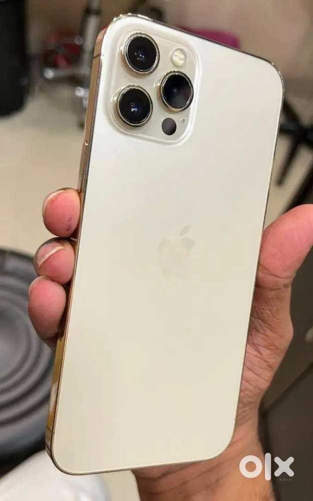 iPhone 13 pro  get refurbished at genuine price in your budget