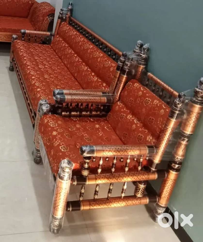 Sankheda sofa
