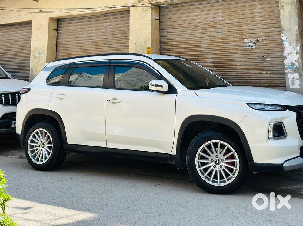 Maruti Suzuki Grand Vitara 2024 Petrol Well Maintained