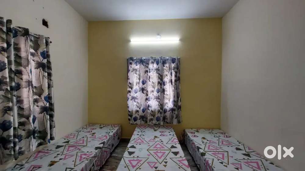 Nr SRM COLLEGE RAMAPURAM, DLF, F. FUR, 4BHK,NEW INTERIOR, SELF COOKING