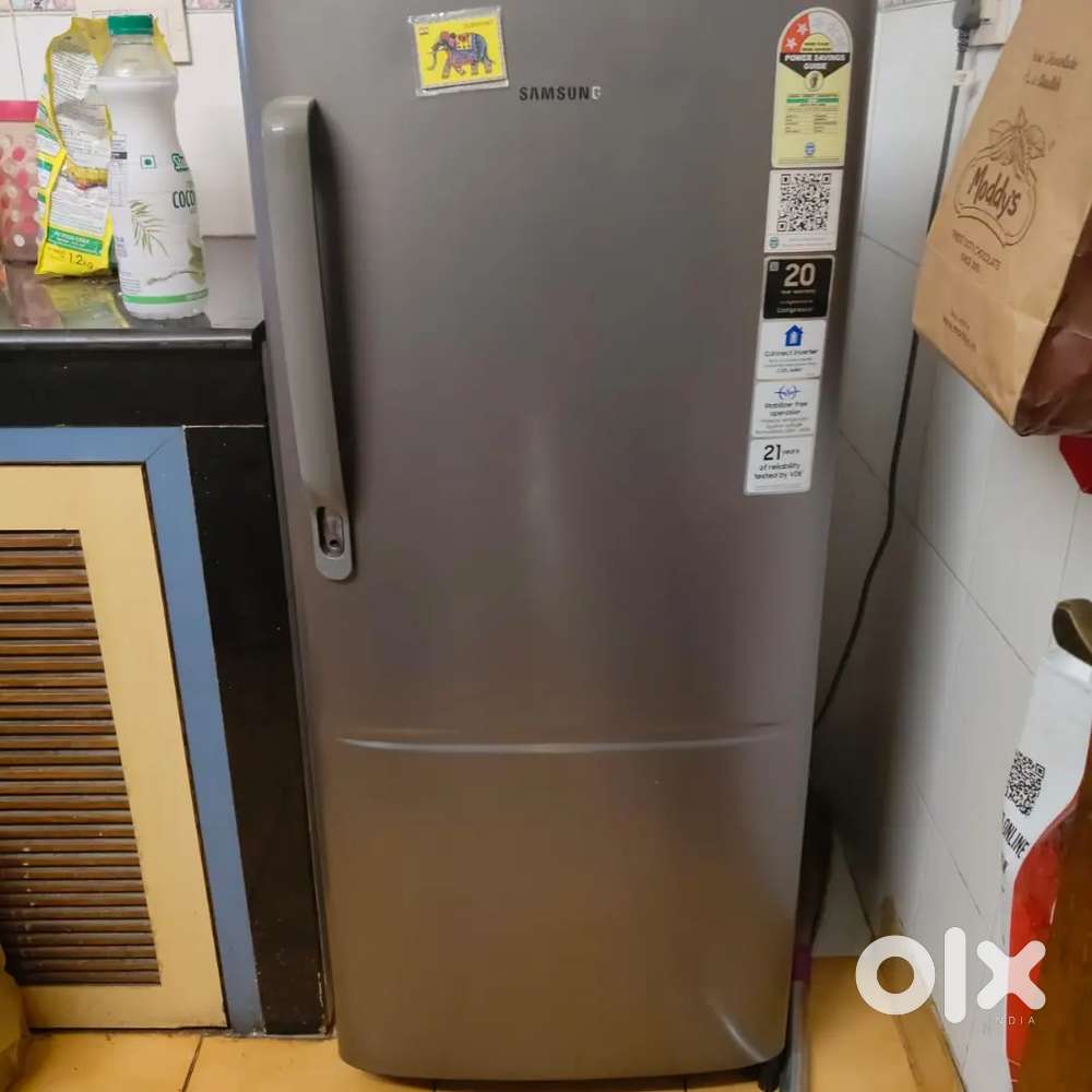 Samsung fridge single door 183 L 2 years old.