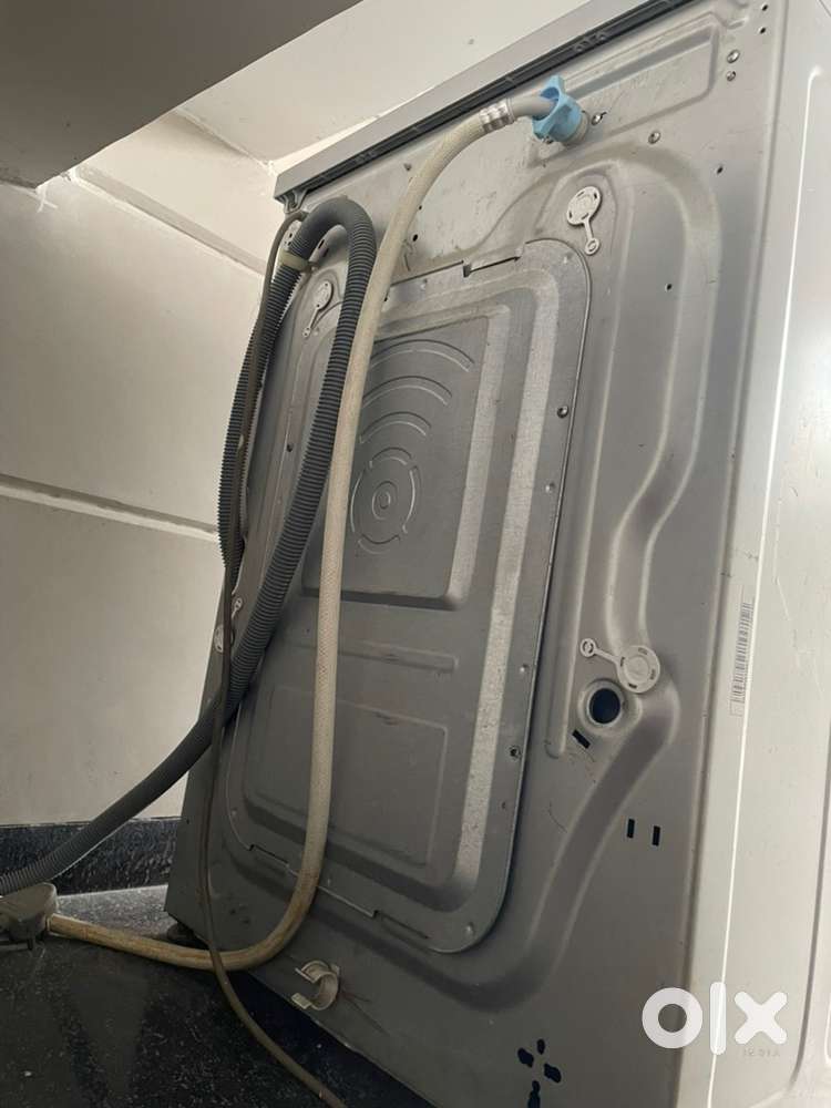 LG 10.5 kg frond load machine