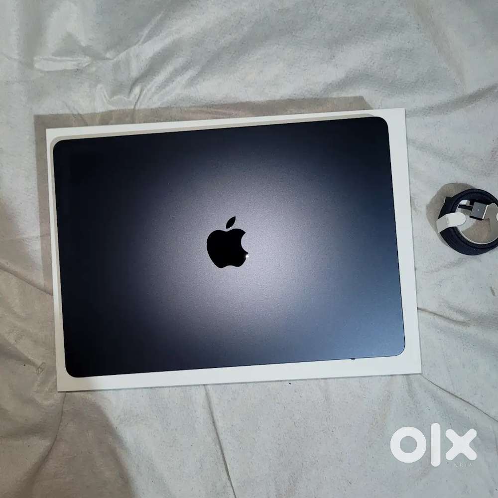 Macbook Air M2 16/256GB