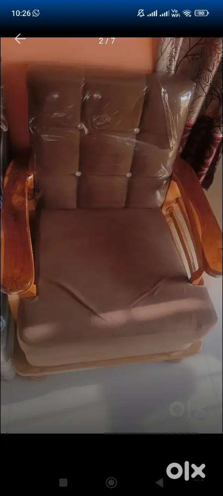 BrownBeard Premium Quality Wood 5 Seater Sofa  3 + 1 + 1.