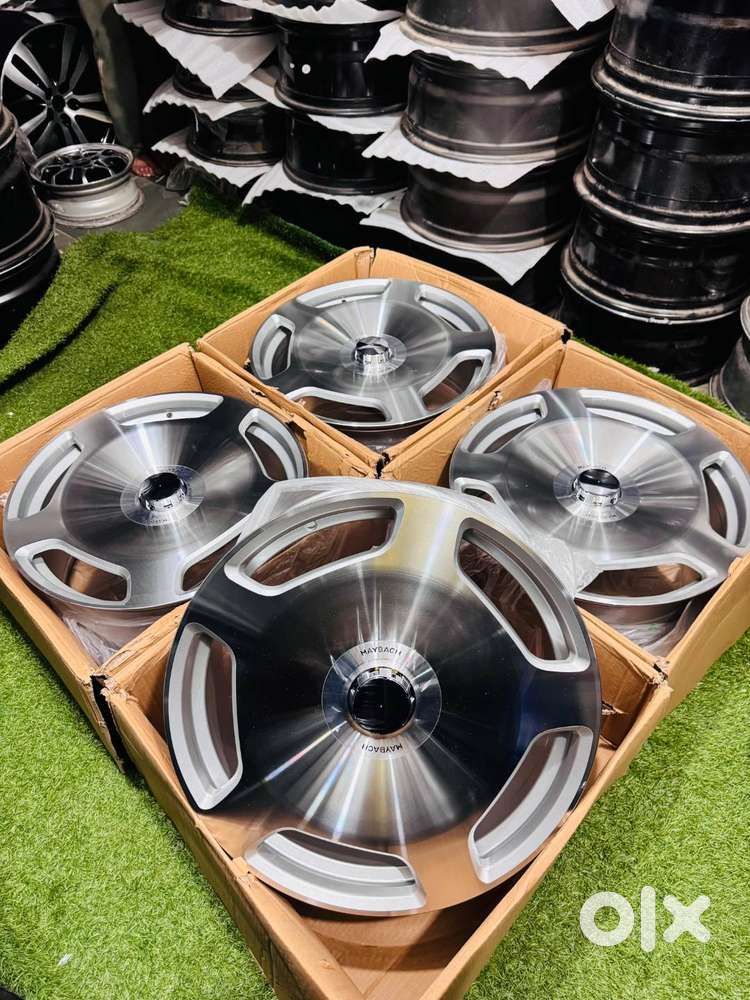 MERCEDES MAYBACH ALLOY WHEELS SET OF 4 (BRAND NEW)