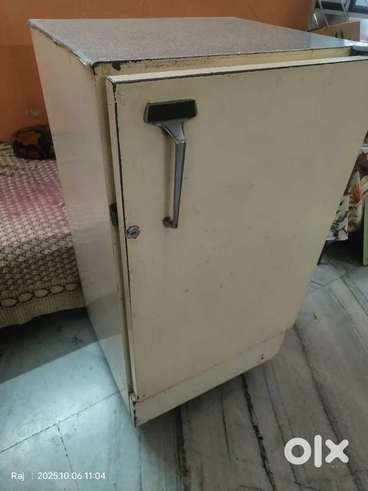 Godrej 165 lt refrigerator
