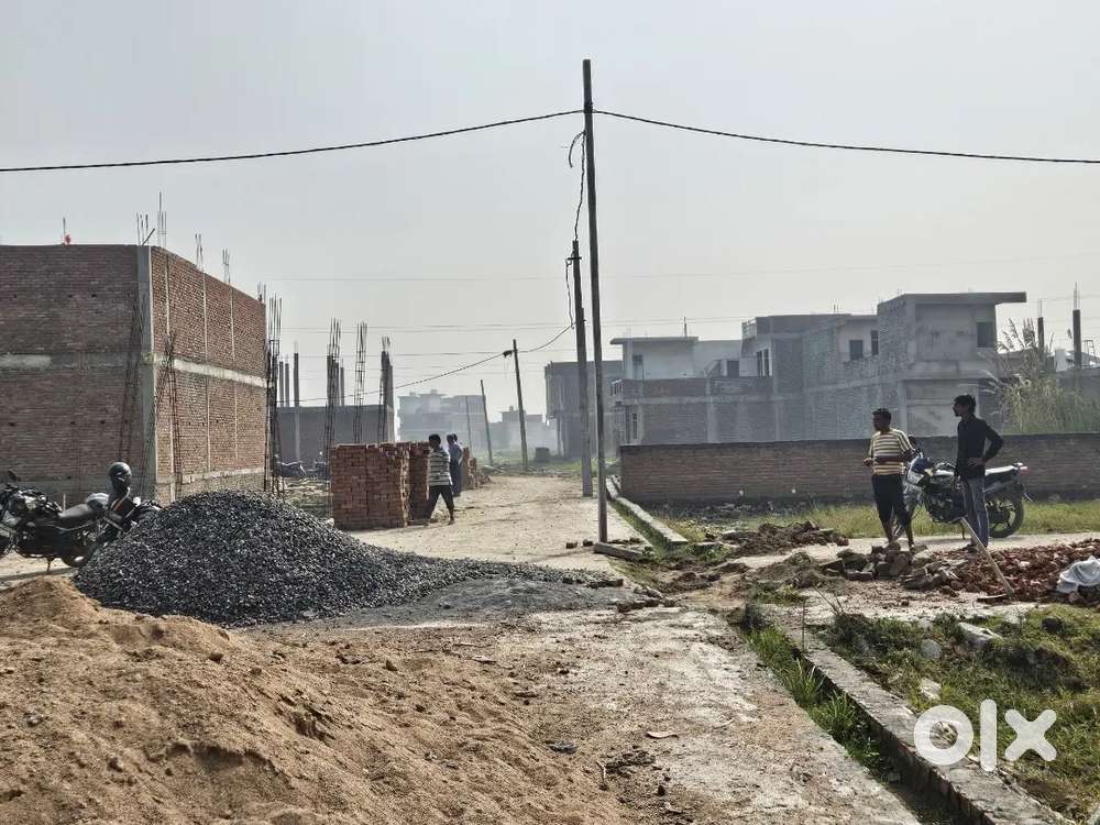 प्लाट ही प्लाट ले इंद्रानगर मे गुप्ता सोसाइटी से लगा हुआ प्राइम लोकेशन