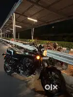 Bajaj Avenger street 220