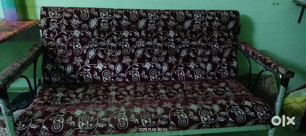 Sofa Set Kushan & Metal based