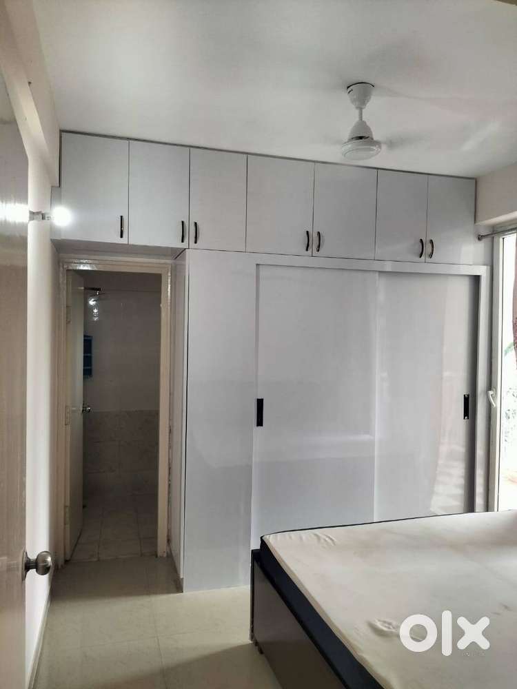 1 Bhk Fully Furnished