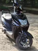 Brand new only 1months 5 day old  electric scooty