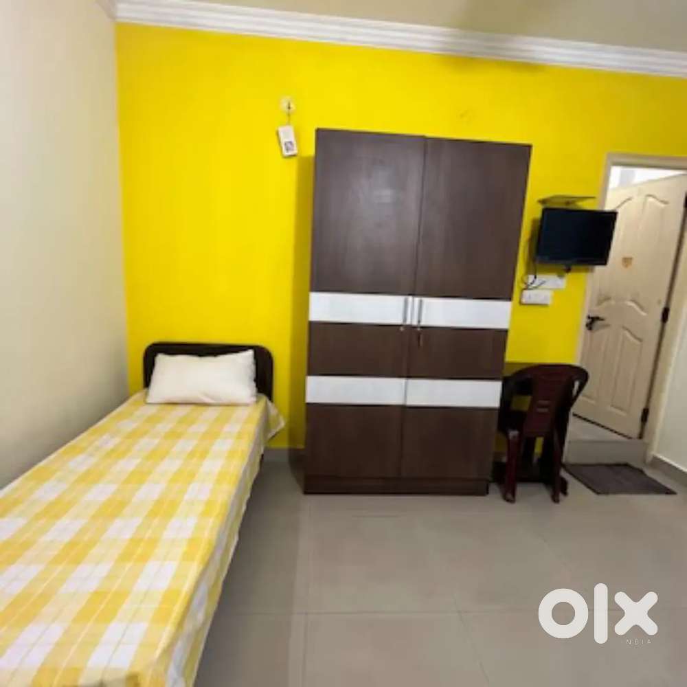 PG room in noida sector 59