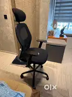 Comfortable Adjustable Office Chair with Headrest & Lumbar support