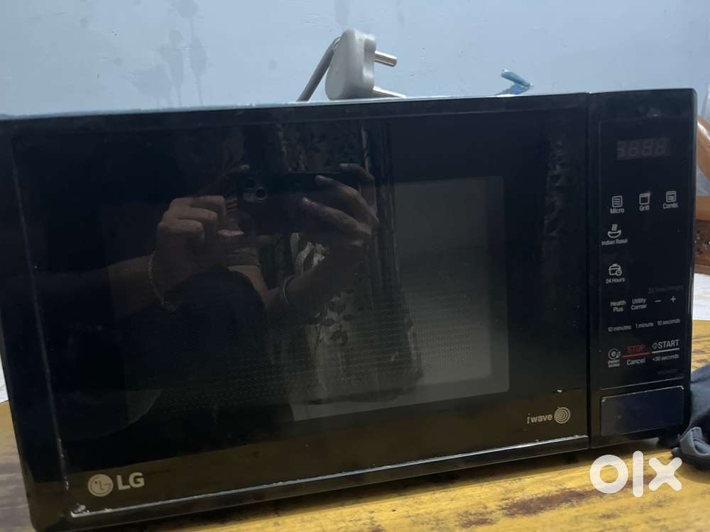 LG Microwave Oven