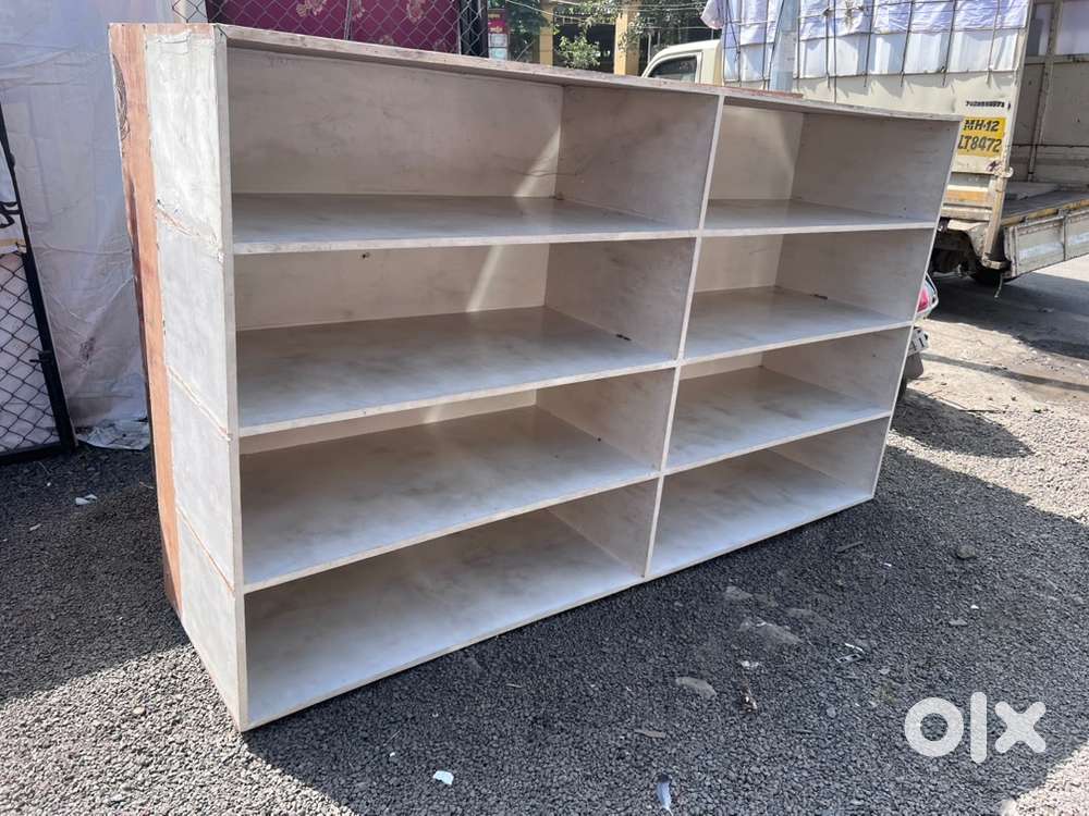 Wooden shop rack 2ft deep