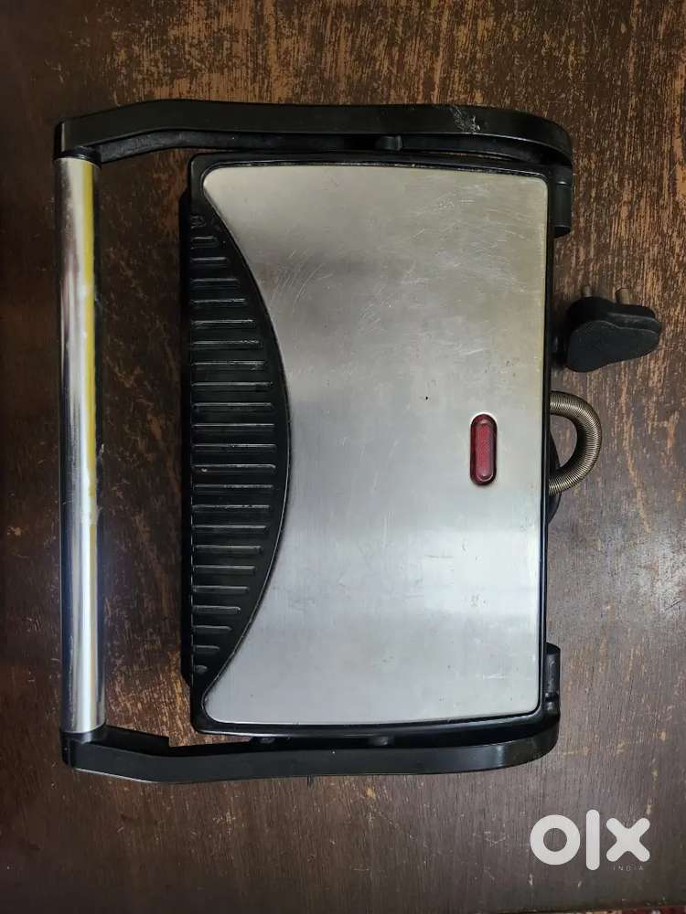 Pigeon electric grill, Grinder, coffee flask,SS tray,puttu maker etc