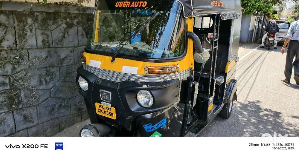 passenger autorickshaw