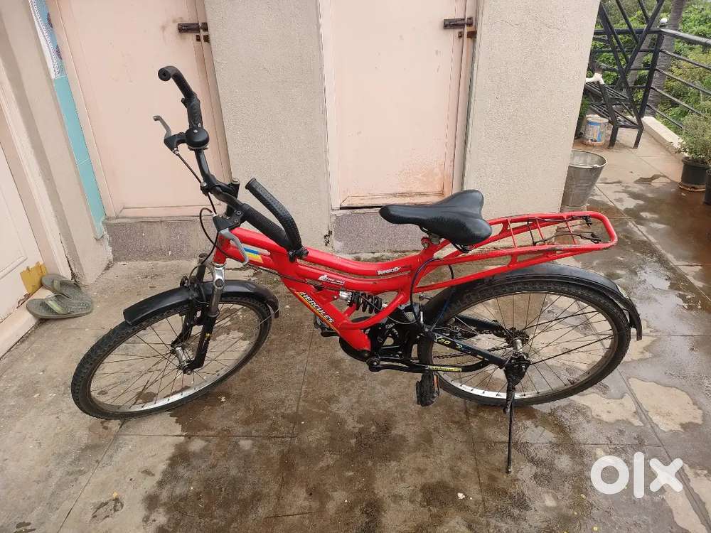 Hercules cycle in red