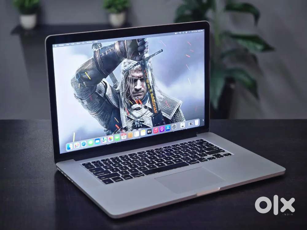 MacGallery Macbook Pro i7/16gb/512gb/3.5gb GFX 15 inch Forced Touch.