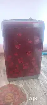 Washing machine 5yers old good working condition