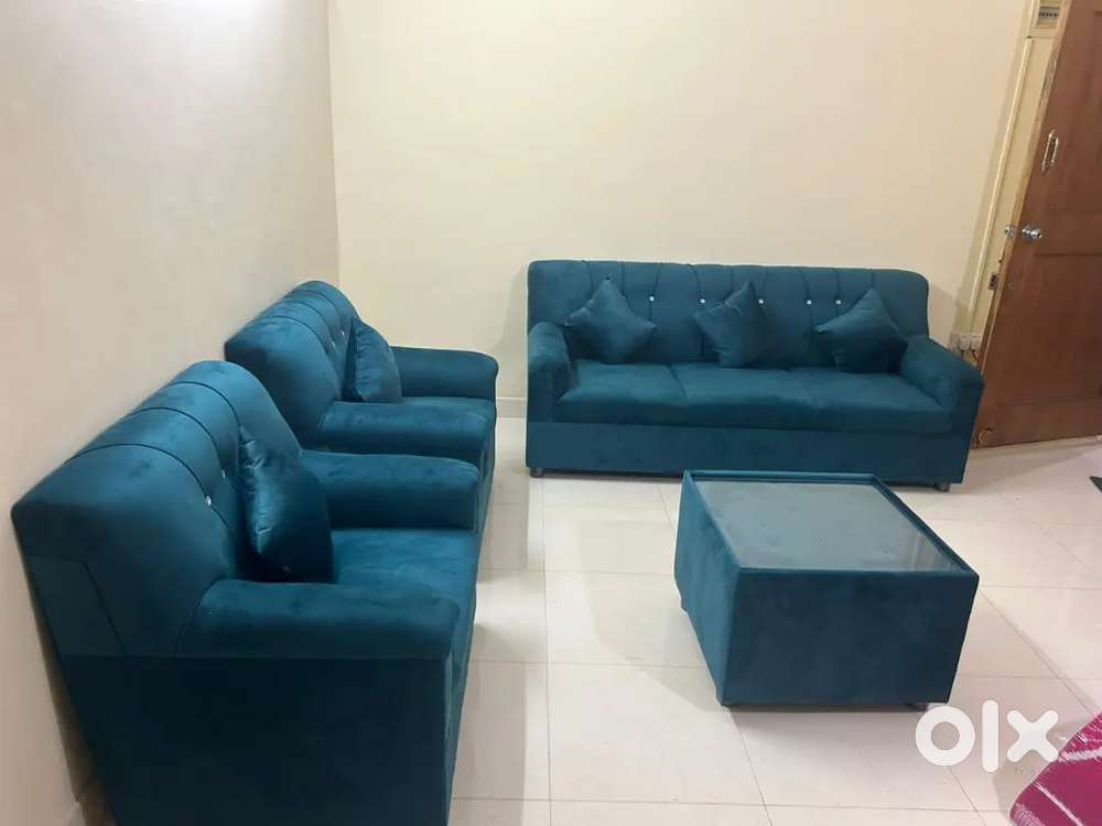 New safe brand new furniture 5 seater