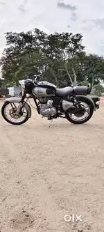 Royal Enfield classic 350.single owner Pakka condition .
