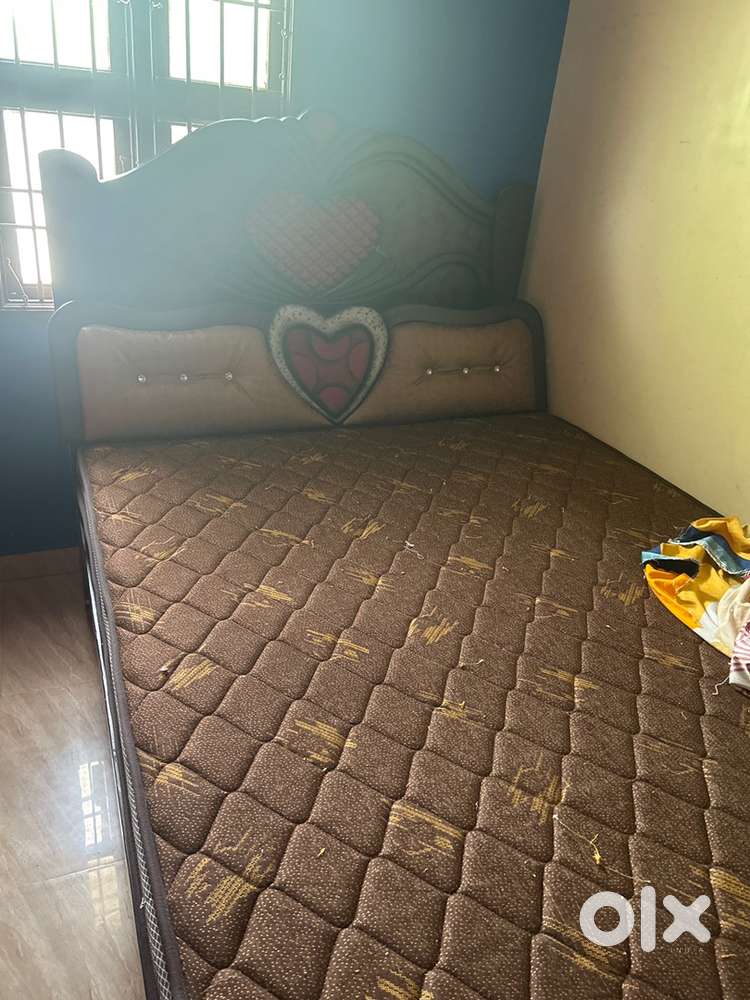 Cot - Storage double size wood cot 13,000