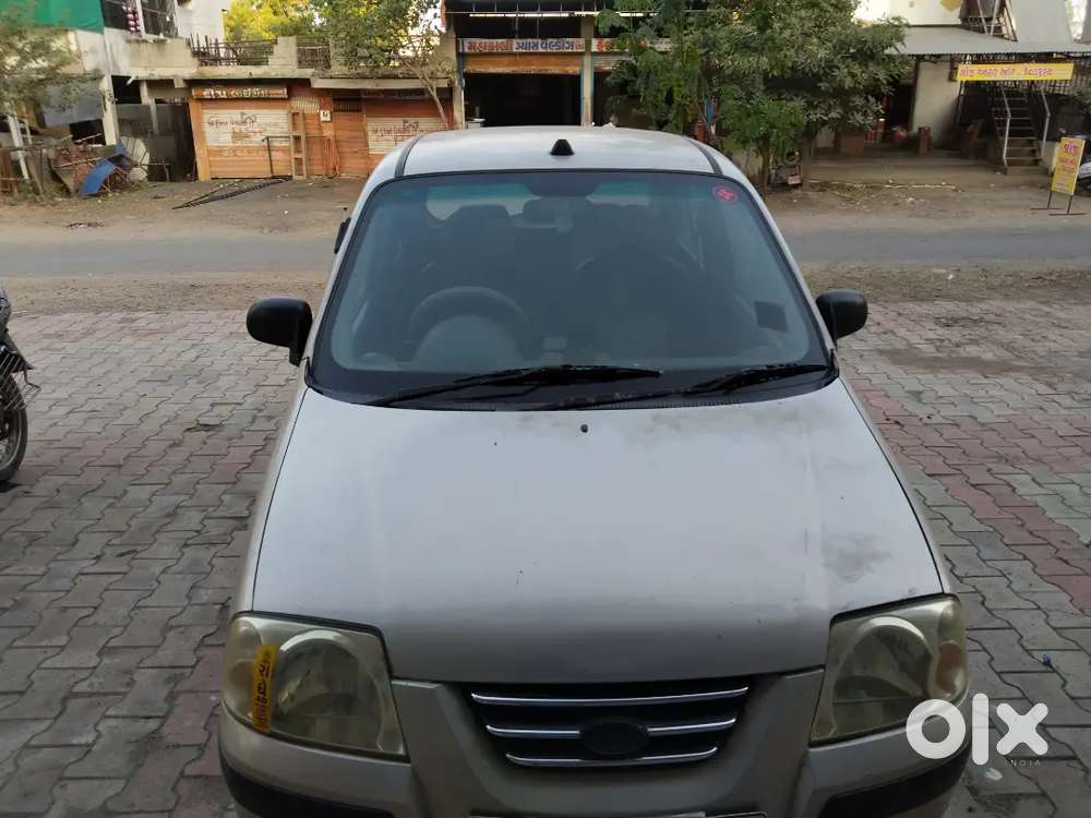 Hundai santro