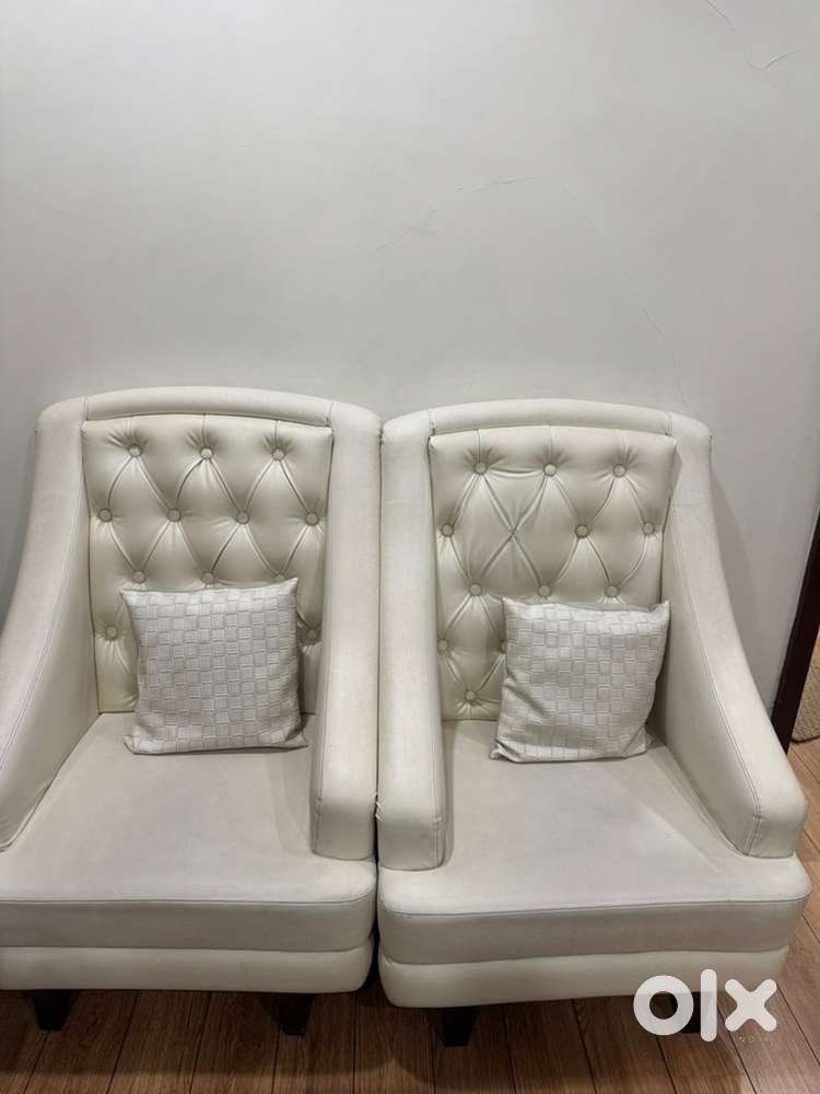 Room furniture + bathroom furniture