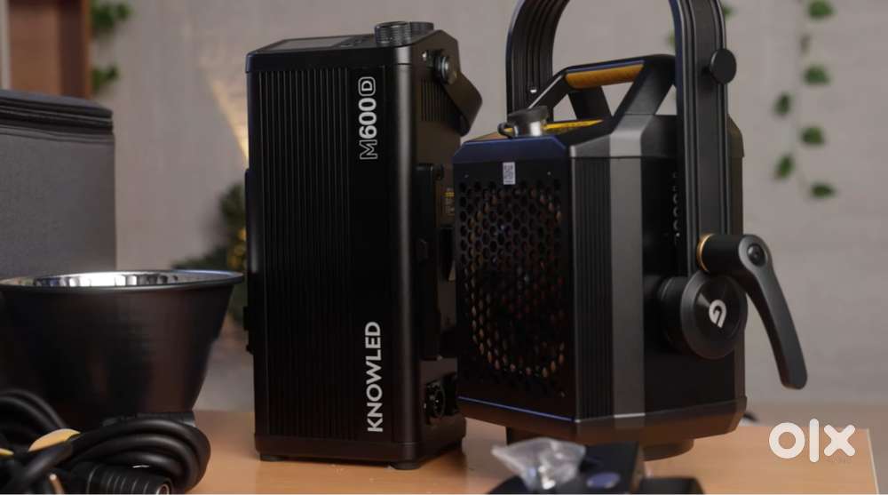 Rarely used GODOX M600D Video Light