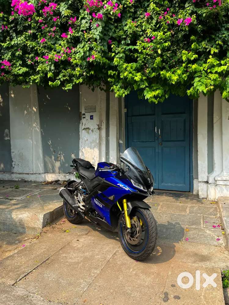 Yamaha R15 V3