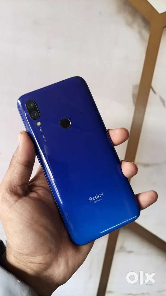 Mi Y3 (3-32) with charger