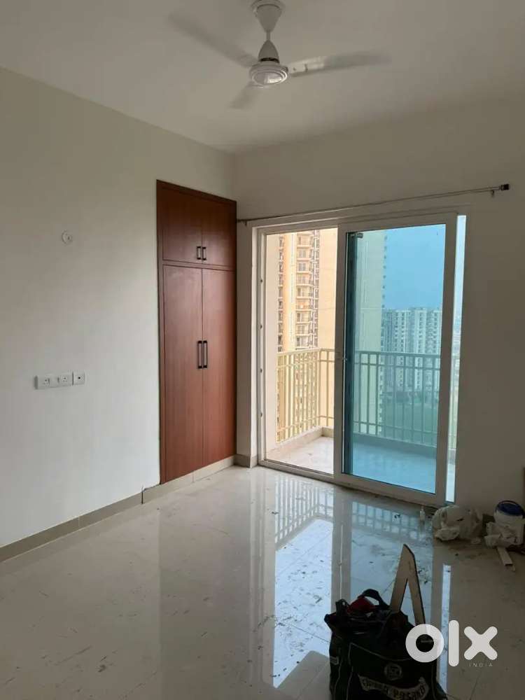 For Rent -2Bhk Semifurnished (Capital Athena)