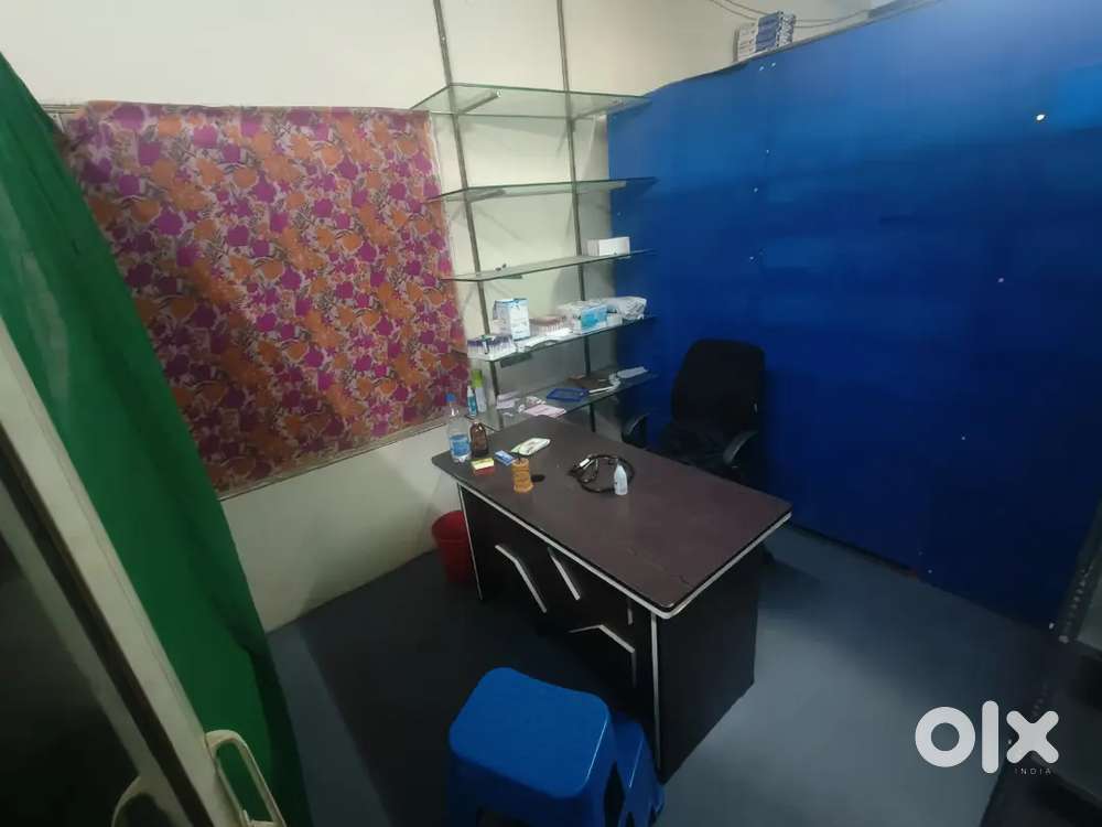 Doctor room cabin avalible