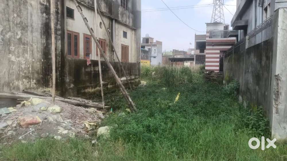 92 gaj Plot for sale near chanda taal anna hajare chowk