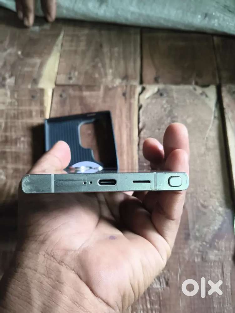 SAMSUNG S24 ULTRA