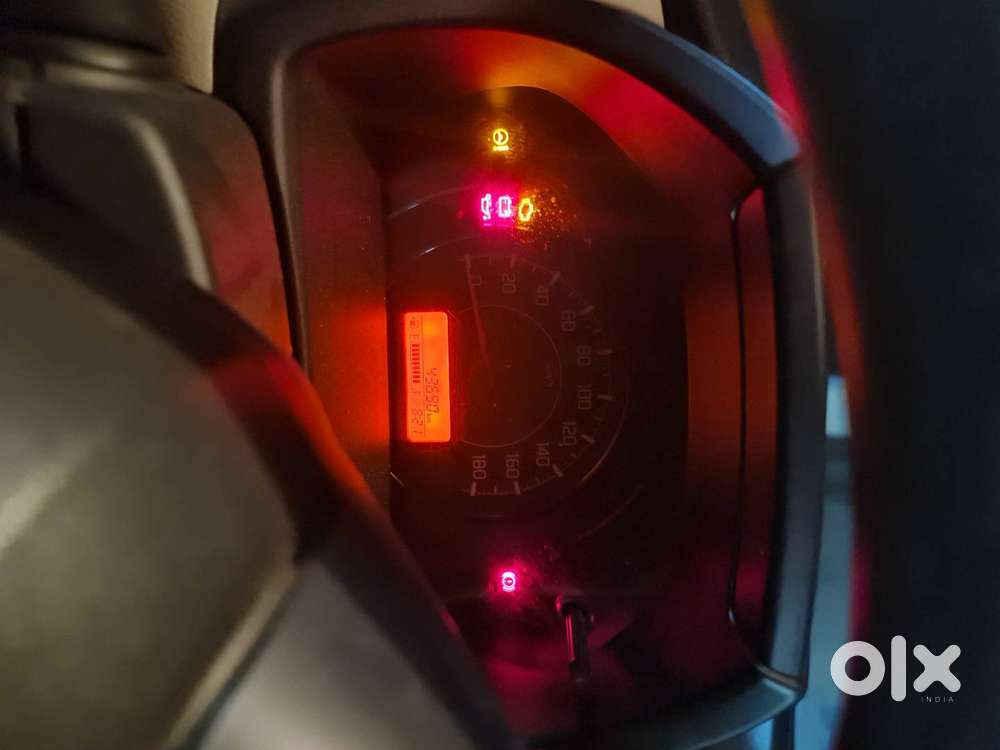 Gray colour Bharat Stage 41200CCengine