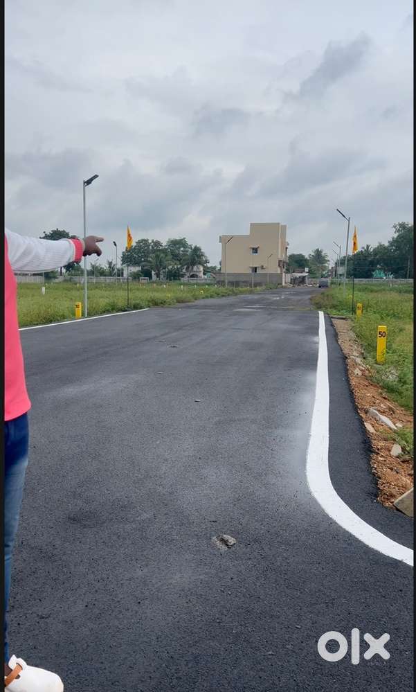 Madurai- Sivagangai on raod site ..4 lakh only..DTCP APPROVED PLOTS