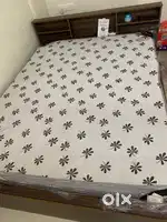King size bed and mattress less than 9 months