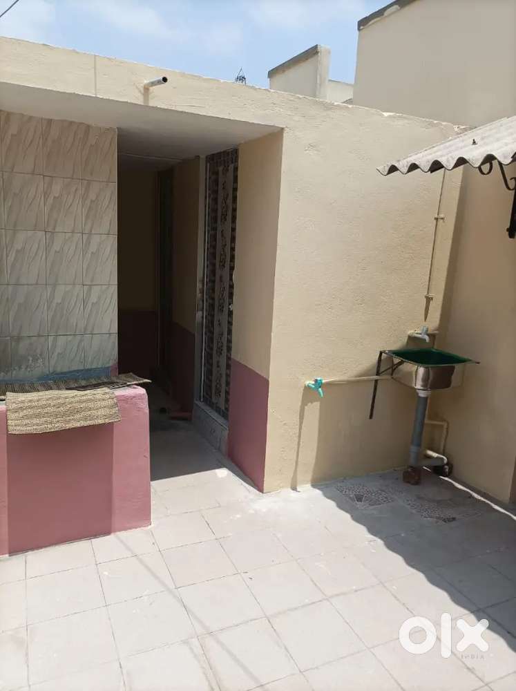 Mens PG room available