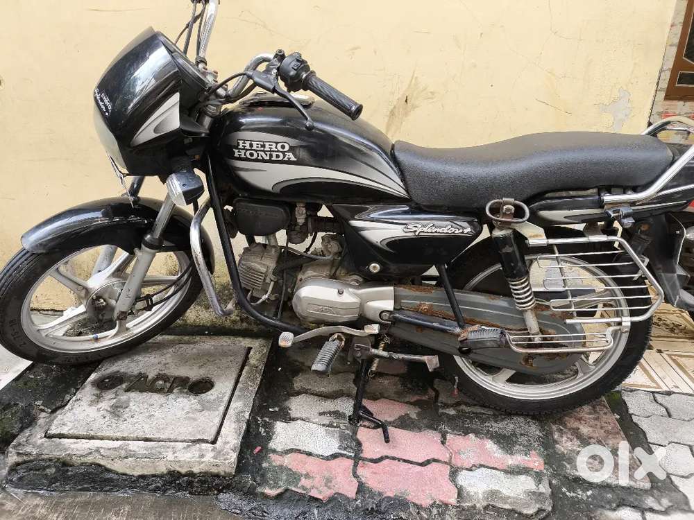 Good condition one hand use kick start