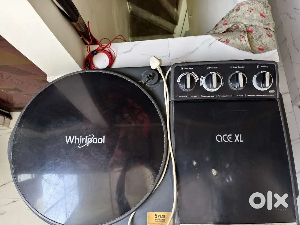 Whirlpool 10.5 kg Top Load Semi Automatic Washing Machine Almost New