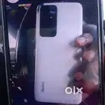 6+2 gb ram ..128 gb memory One hand use good condition