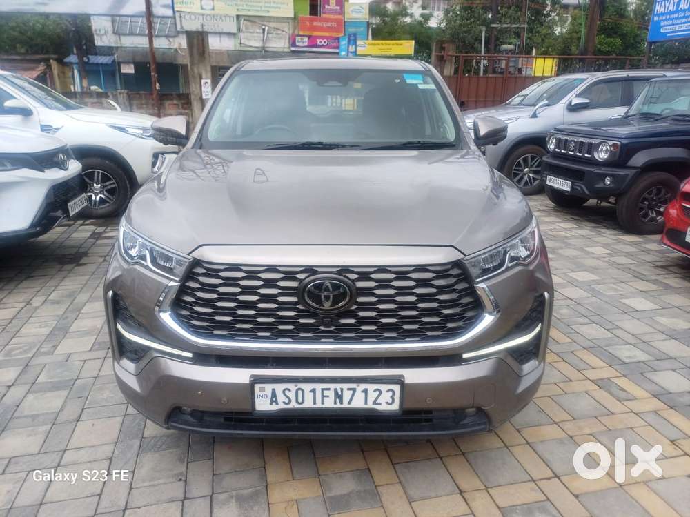 Toyota Innova Hycross 2.0 ZX (O) Hybrid 7 STR, 2023, Petrol