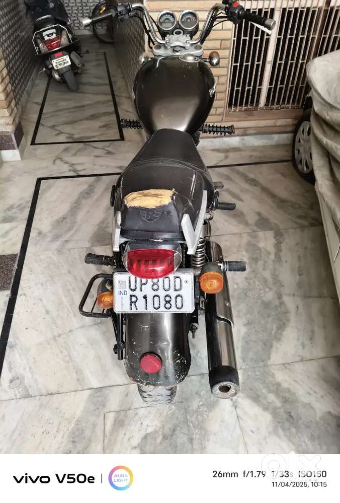बुलेट चले तो दुनिया रास्ता दे। Well maintained bullet A-one condition