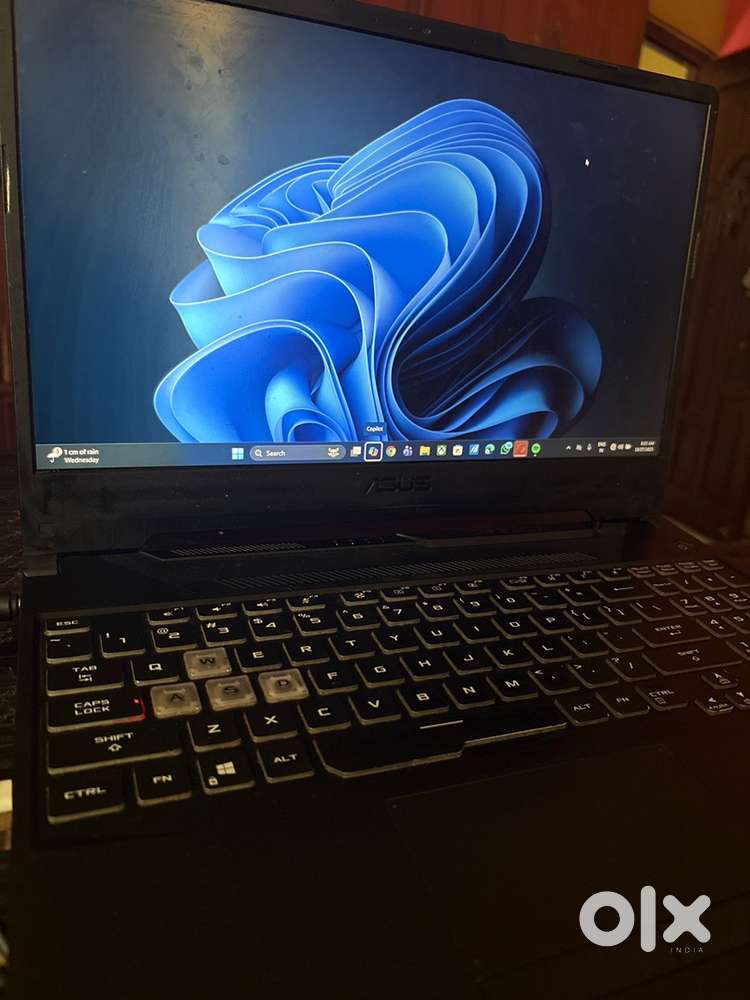 ASUS TUF Gaming F15  i5-10300H + GTX 1650Ti + 512GB SSD