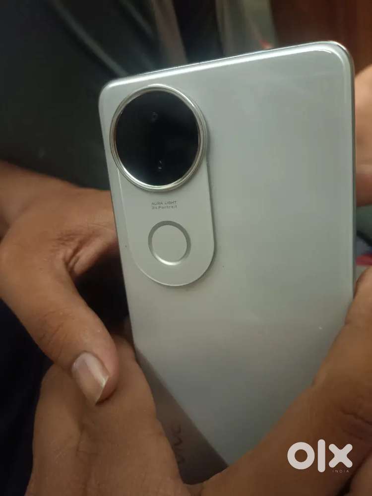 Brand new phone model:vivo V50e