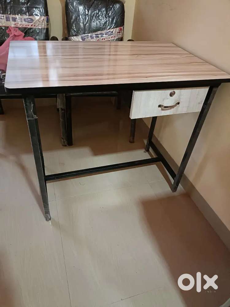 Table with drawer new table