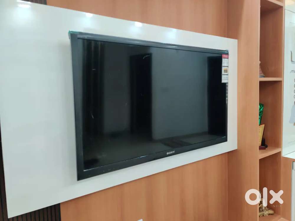 Brand New Sony Bravia 40  Smart TV – Excellent Condition!